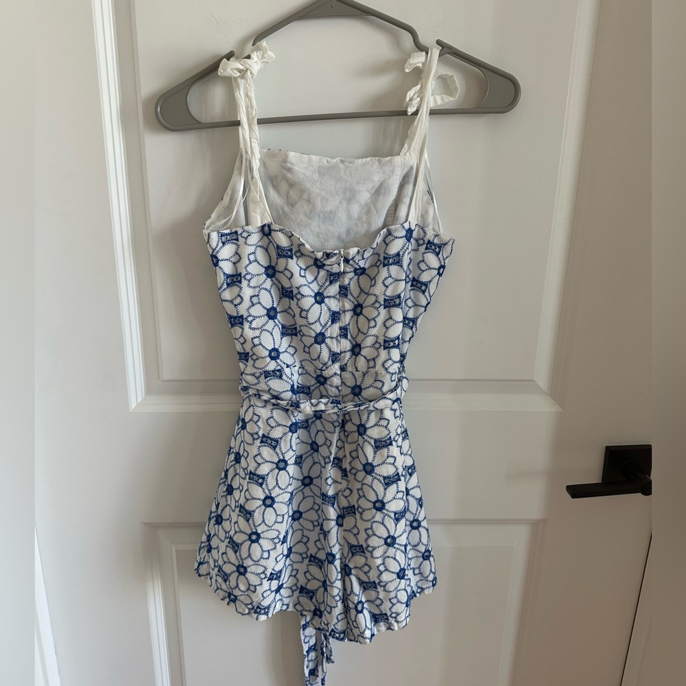 Floral Patterned Romper - Picture 4 of 5